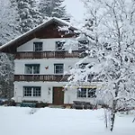 Haus Waldrast Апартаменты *